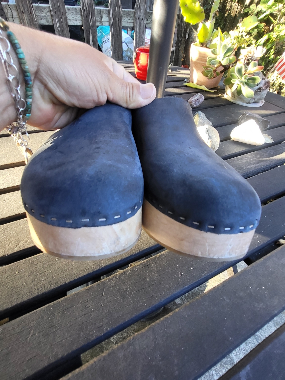 Bryr Womens The Bean Black Nubuck Clog, GUC, Size 38/8 - Picture 3 of 15